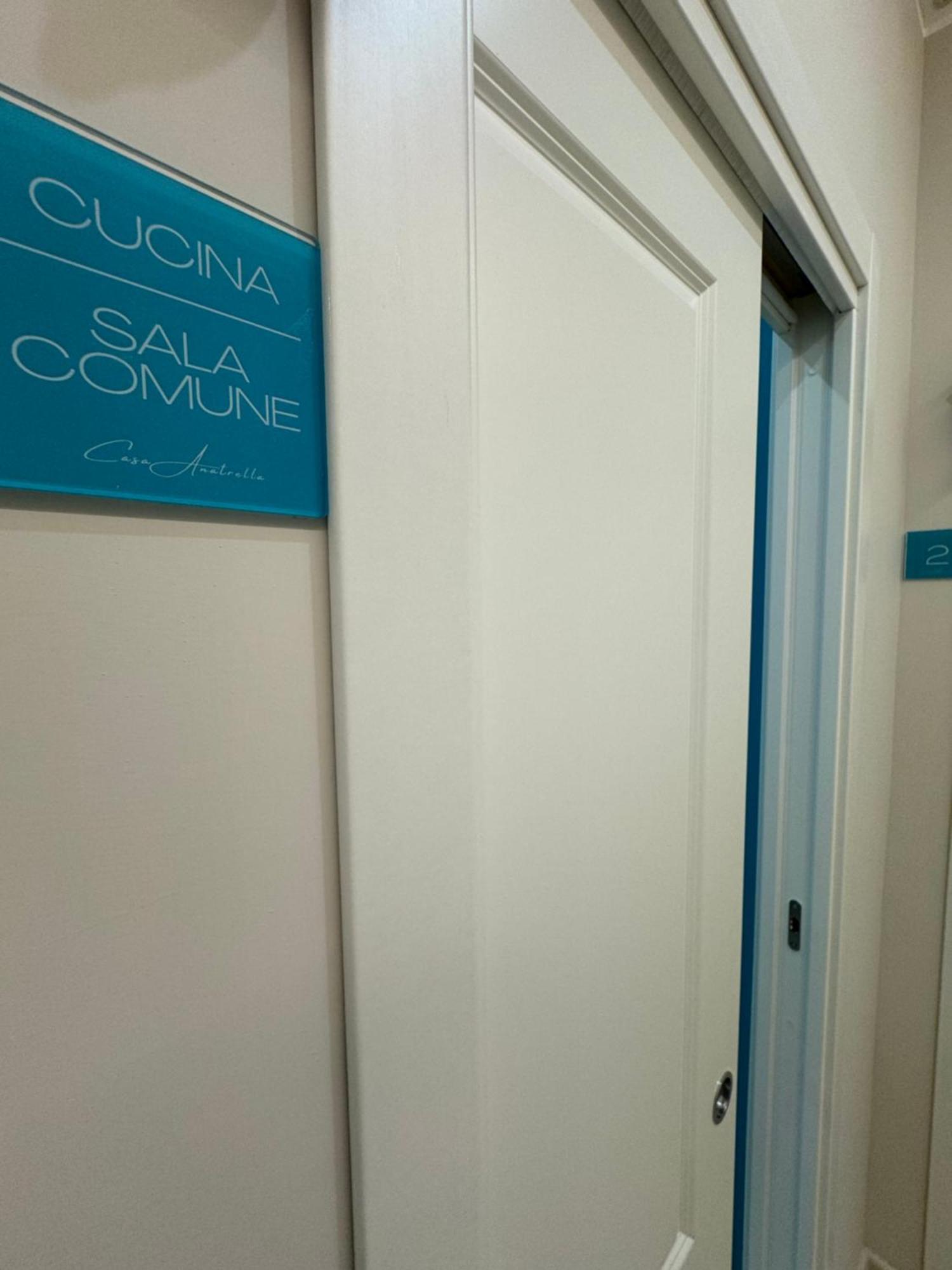 Casa Anatrella Comfort House Наполи Екстериор снимка
