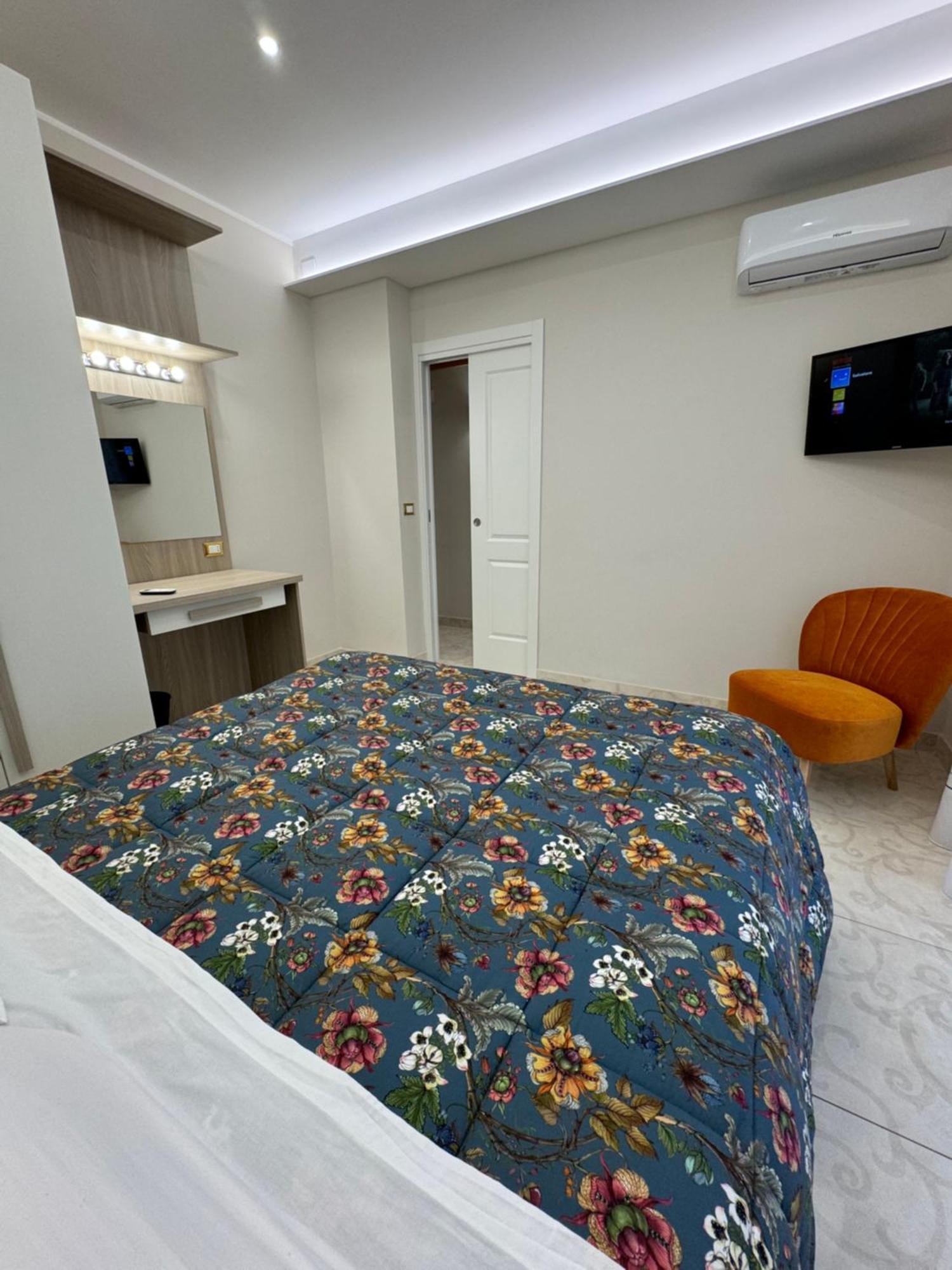 Casa Anatrella Comfort House Наполи Екстериор снимка