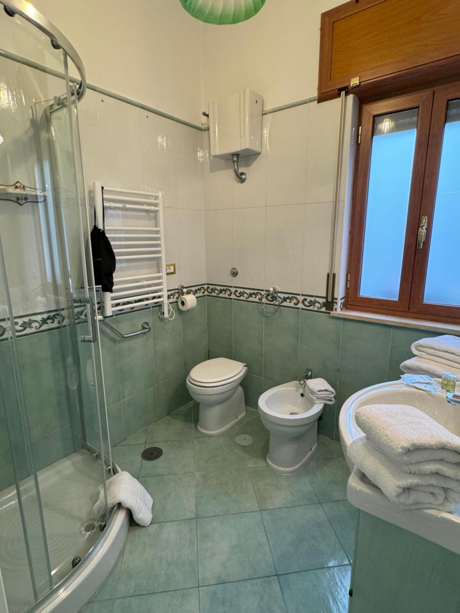 Casa Anatrella Comfort House Наполи Екстериор снимка