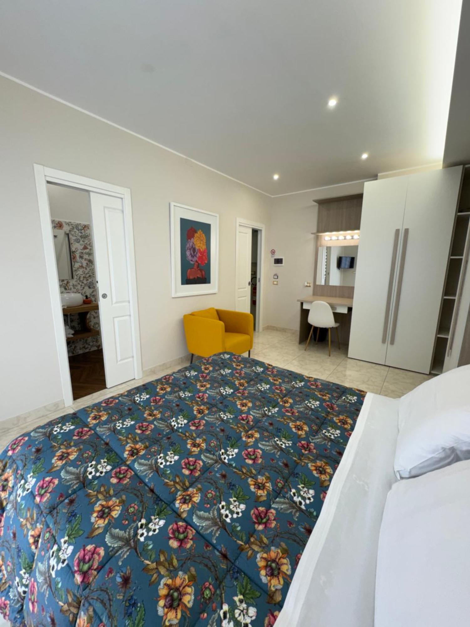 Casa Anatrella Comfort House Наполи Екстериор снимка