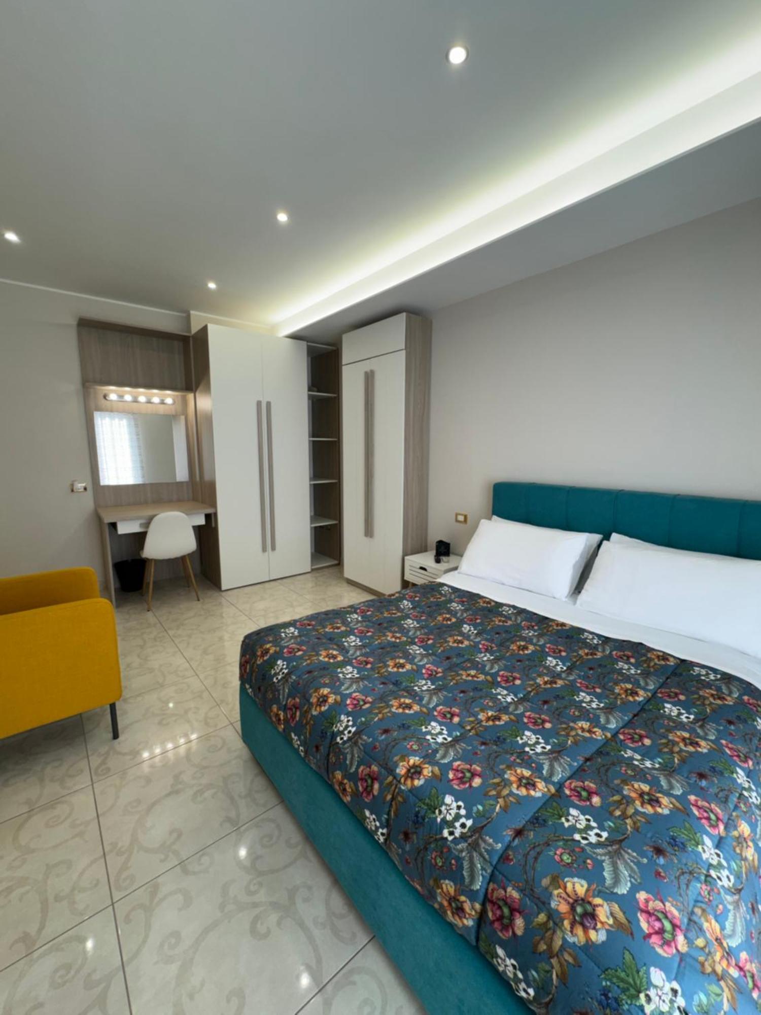Casa Anatrella Comfort House Наполи Екстериор снимка